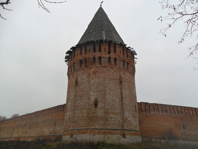 Заалтарная башня)